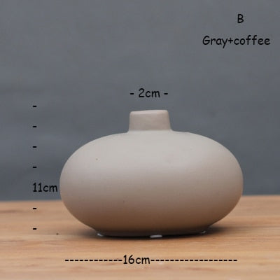BLACK&WHITE VASE