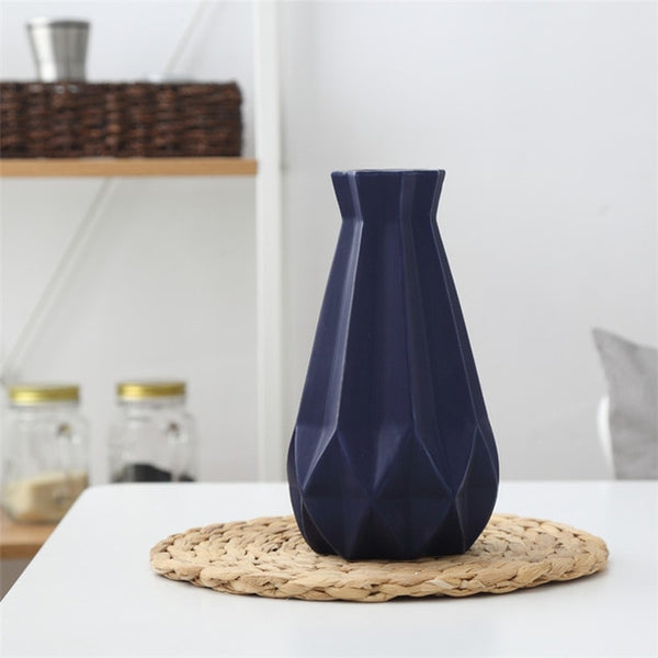 MATT DIAMOND VASE