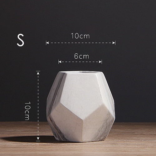 MODERN GEOMETRIC VASE