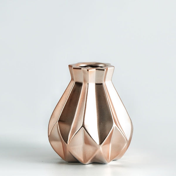 MATT DIAMOND VASE