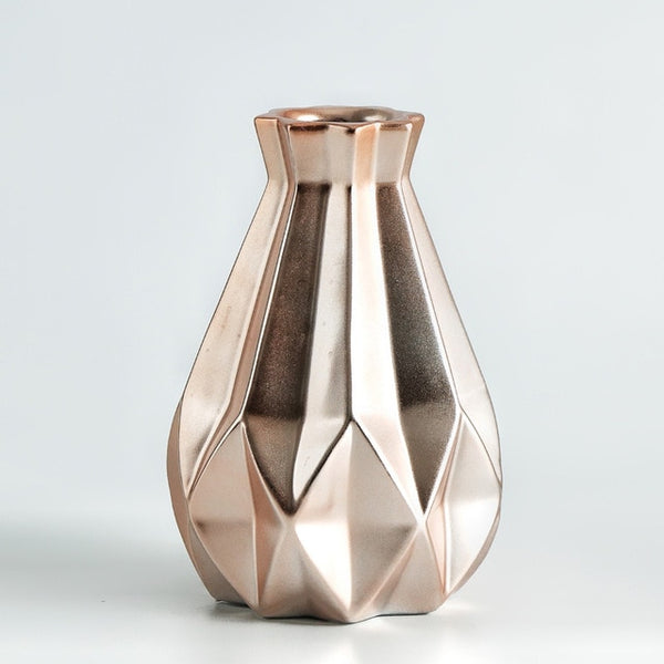 MATT DIAMOND VASE