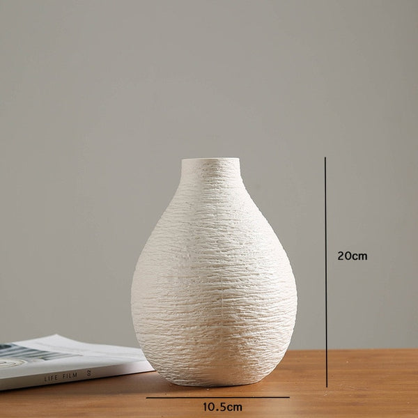 SIMPLE MODERN VASE
