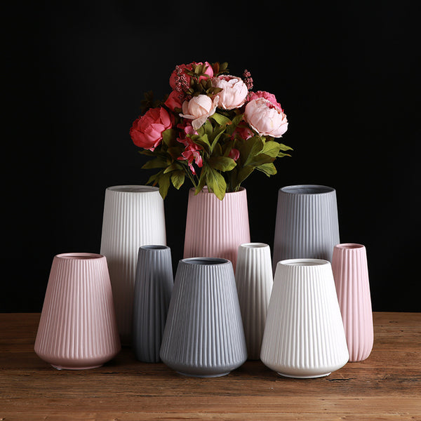 MEDITERRANEAN CERAMIC VASE