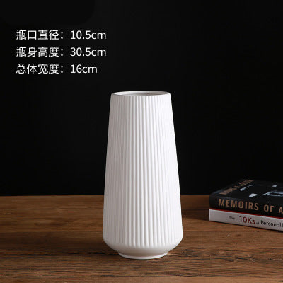 MEDITERRANEAN CERAMIC VASE