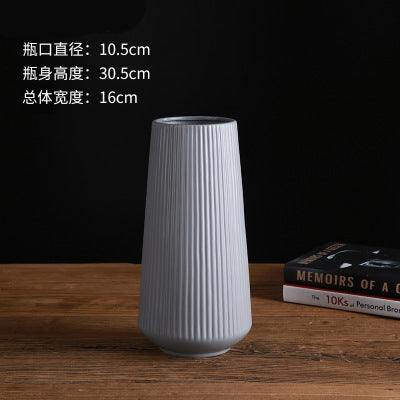 MEDITERRANEAN CERAMIC VASE