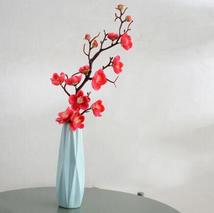 COLORFUL CERAMIC VASE