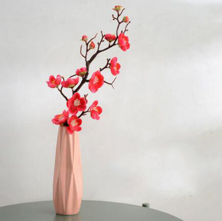 COLORFUL CERAMIC VASE