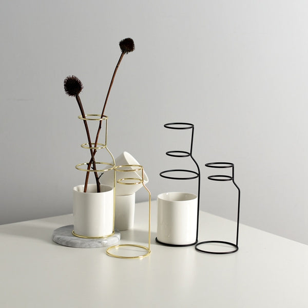 MODERN GEOMETRIC VASE