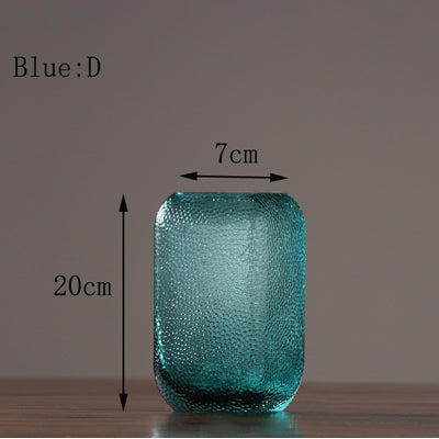 AMERICAN GLASS VASE